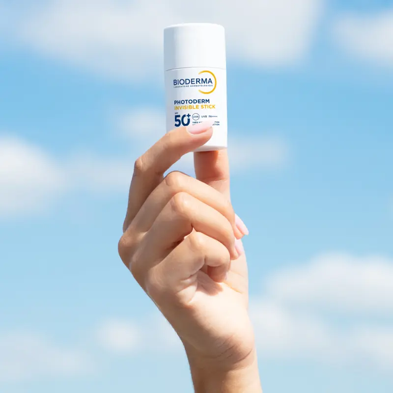 Photoderm Invisible fényvédő stift SPF50+ (15 g)