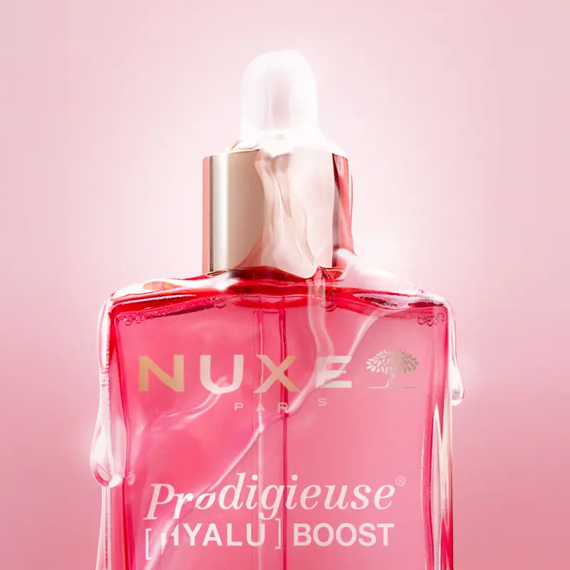 PRODIGIEUSE [HYALU] BOOST Sötét foltok elleni ragyogásfokozó szérum 30 ml