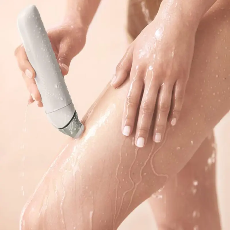 SatinShave Advanced BRL147/00 Női elektromos borotva 4 tartozékkal